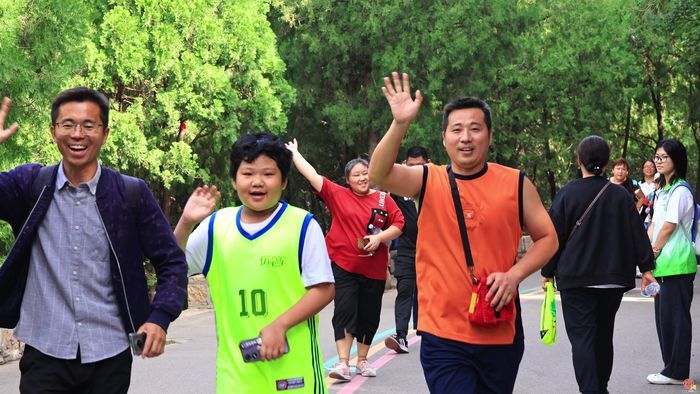 千佛山—佛慧山无障碍绿道今启用！邀“一城山色·登山打卡”活动近千市民见证