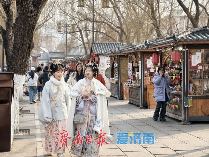 一年四季 泉在济南丨暖意融融年味浓，立春首日市民乐游泉城