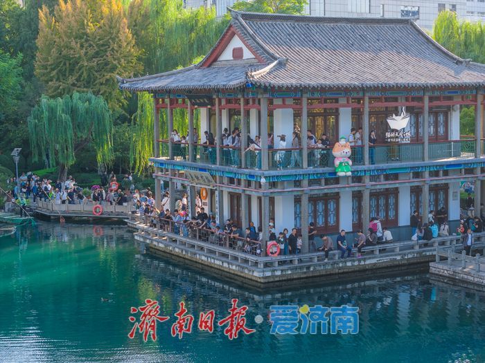 龙潭观鱼，邂逅泉城秋日国风