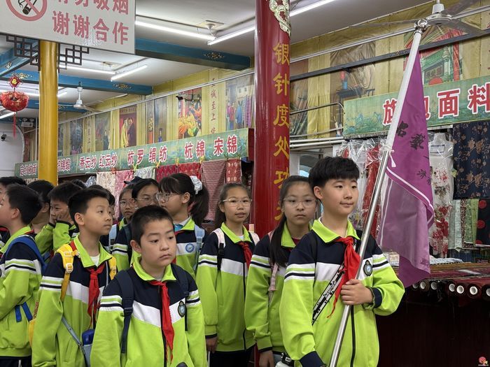 济南市纬三路小学启动2026商埠情怀课程实践活动