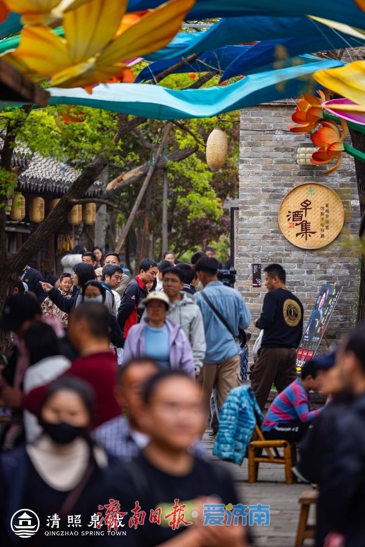 “五一”假期济南30家景区共接待游客393.27万人次，实现营业收入1.30亿元