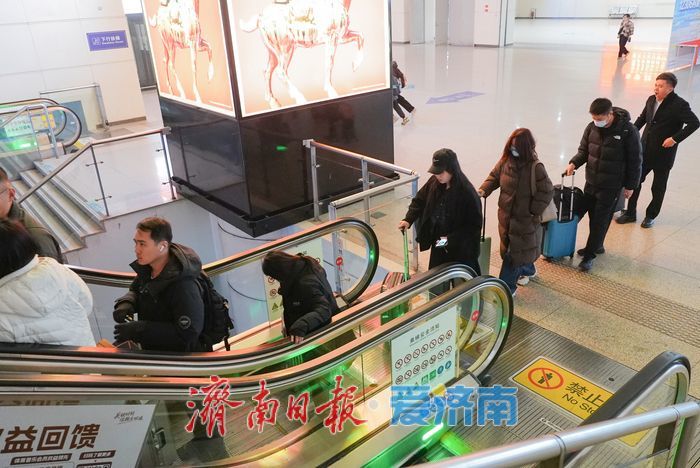 春运迎节前客流小高峰