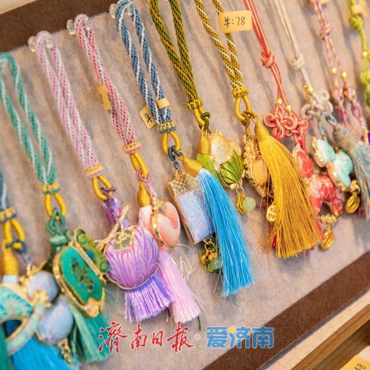 天下第一泉风景区清明假期人气爆棚，千年泉韵绽风华