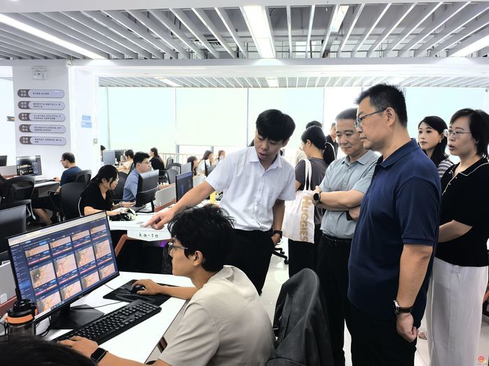 数字强省宣传月｜“数智济南建设观察团”探访泉城数智产业生态圈