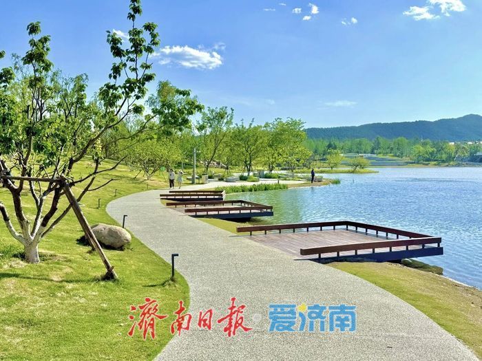 彩虹湖跃晴光，杨家河织新绿！雨后的高新东区，美成“生态调色盘”