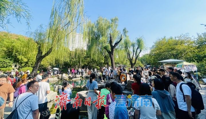 五龙潭亲泉正当时：清泉石上流，大碗茶飘香