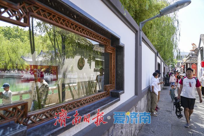一年四季 泉在济南｜一窗一景皆成画，明府城西更道街“窗景美学”引客来
