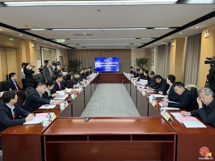 市政协开展月度商量——为中欧班列集结中心建设汇智聚力