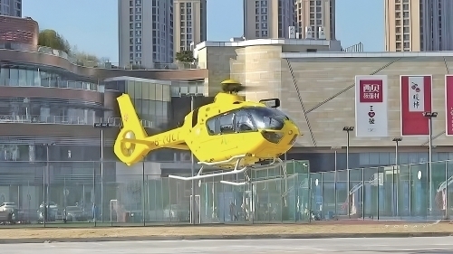 从“试点”到“常态” 低空经济正加速飞入城市生活