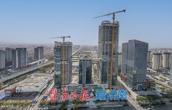 项目强省会｜万融云城二期项目空中连廊串联三塔，将重塑西城天际线