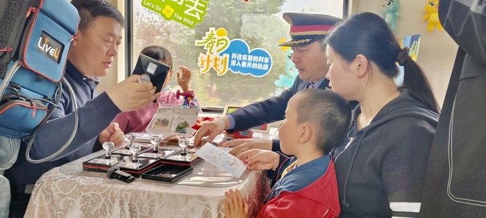 东营至青岛首次开行旅客列车