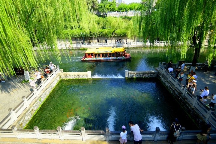 趵突泉黑虎泉水位逼近29米 双双达到今年以来最高值