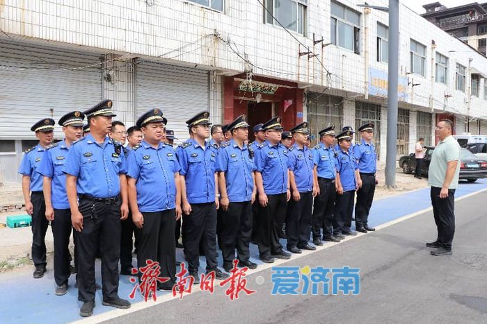 “以练筑防 以战保安” 济阳城管开展广告牌匾安全应急演练，筑牢城市安全防线