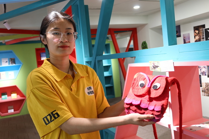 在这里，你将经历45分钟的“至暗时刻”——假如你失去了光明