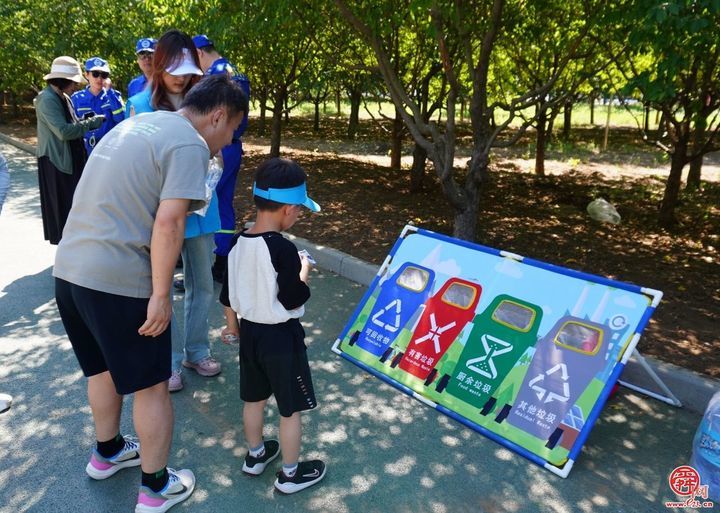 济南高新区首届“益新护未来 快乐逐梦想”申岳杯·亲子彩虹跑暨“微心愿”现场圆梦公益活动成功举办