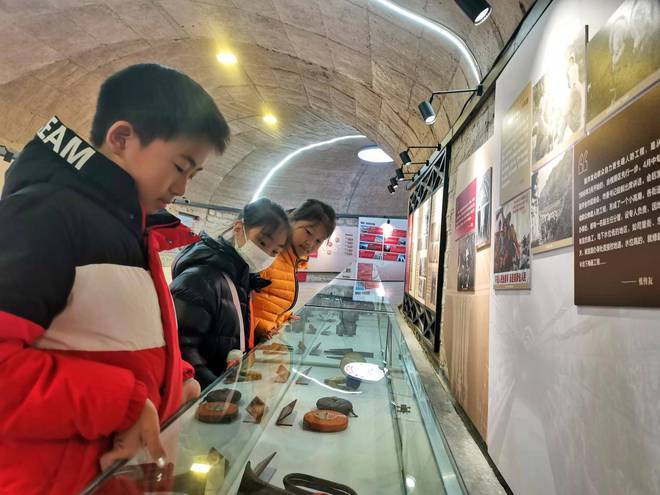 夏日炎炎，来“洞”里坐坐!