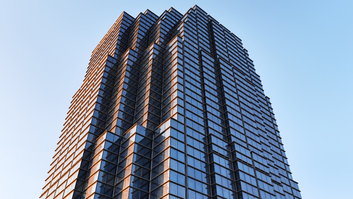 “山”势已成，绿地山东428米超高层全面封顶，刷新齐鲁天际线