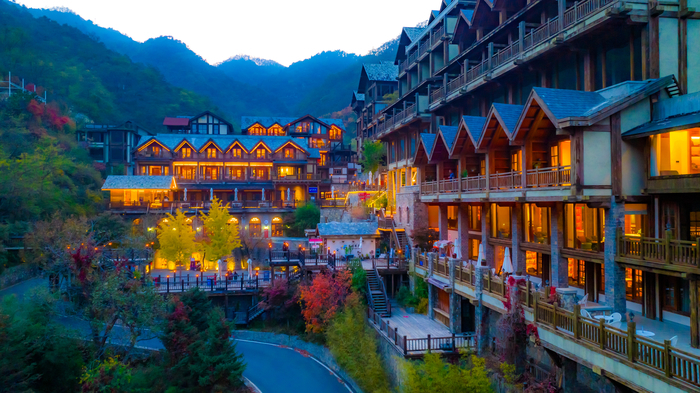 住九如山赏秋景，体验沉浸在自然中的美妙夜晚