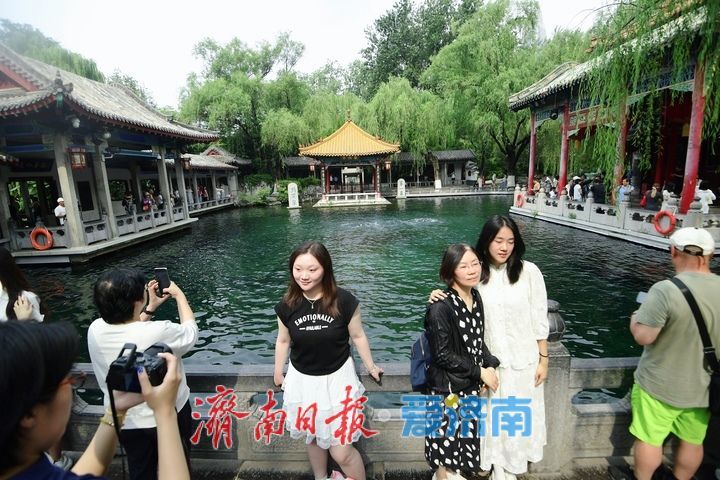 民俗迎端午，趵突粽飘香