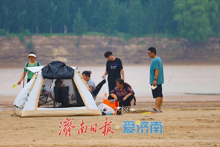 一年四季 泉在济南丨枕黄河涛声 享露营时光