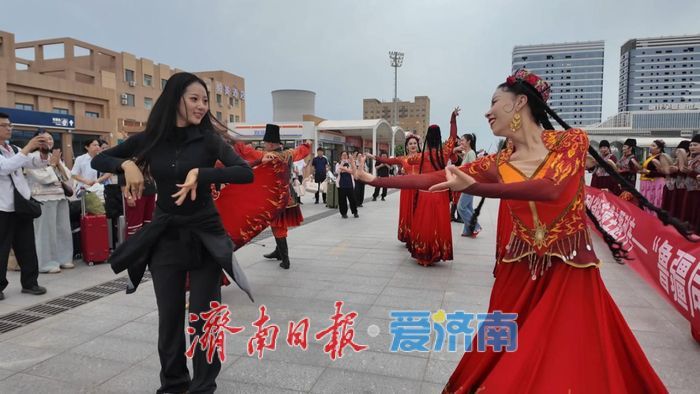 从济南到喀什：这趟非遗援疆专列让鲁疆情谊越走越亲