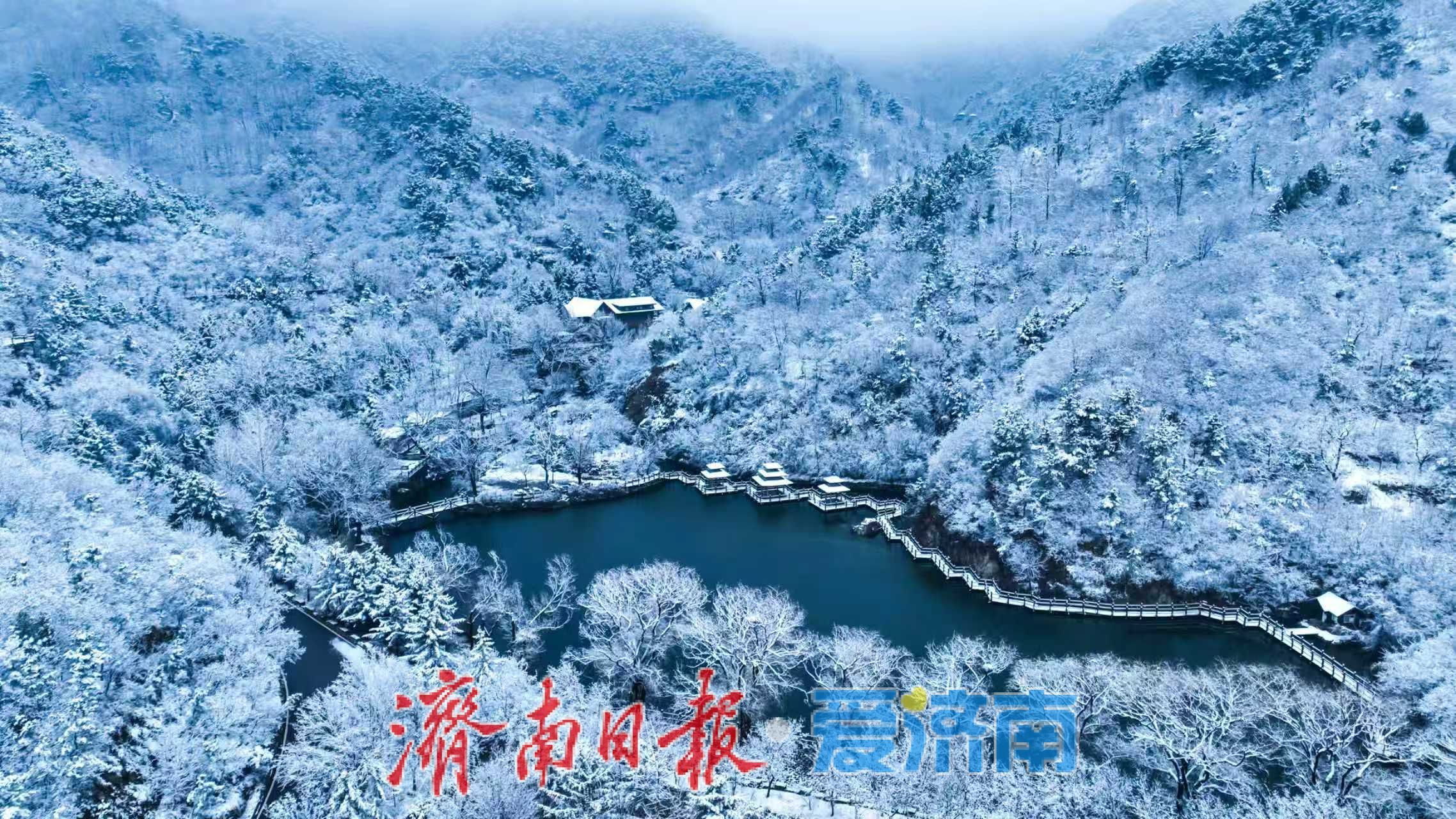 济南九如山迎春雪盛景，银装素裹间尽显诗意与治愈