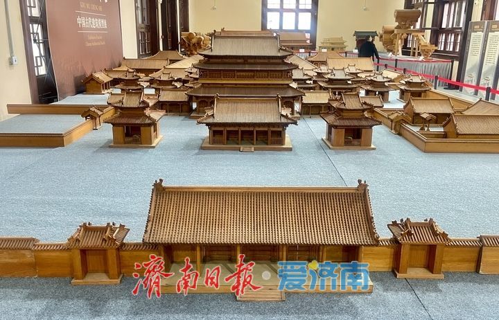 济南上新街“构木成室”古建模型展 全榫卯木作重现千年经典