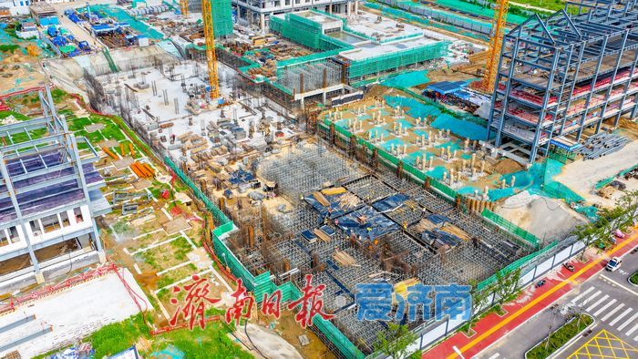 省实验中学鹊华校区初中部建设提速 赋能起步区教育高质量发展