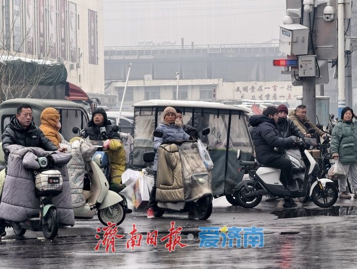 一年四季 泉在济南丨雪后雾锁泉城