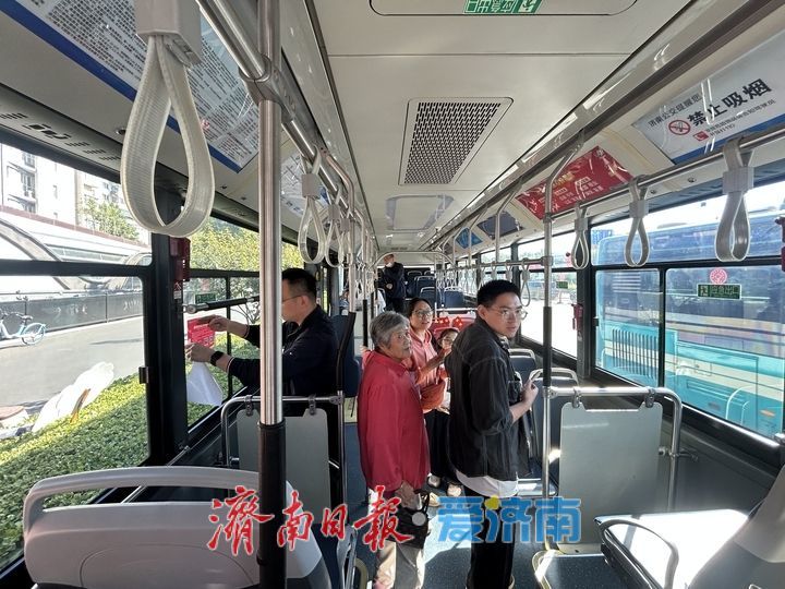 出站就上车 接驳快巴打通泉城景区“最后一米”