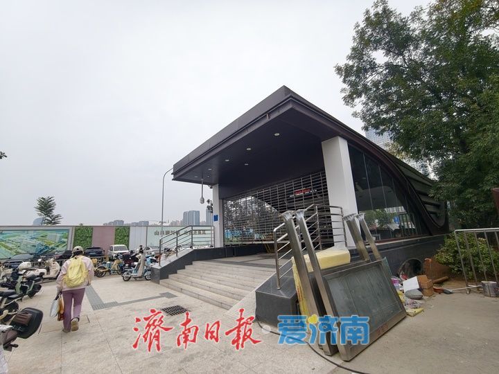 济南地铁6号线西段山东会展中心站出入口揭开面纱