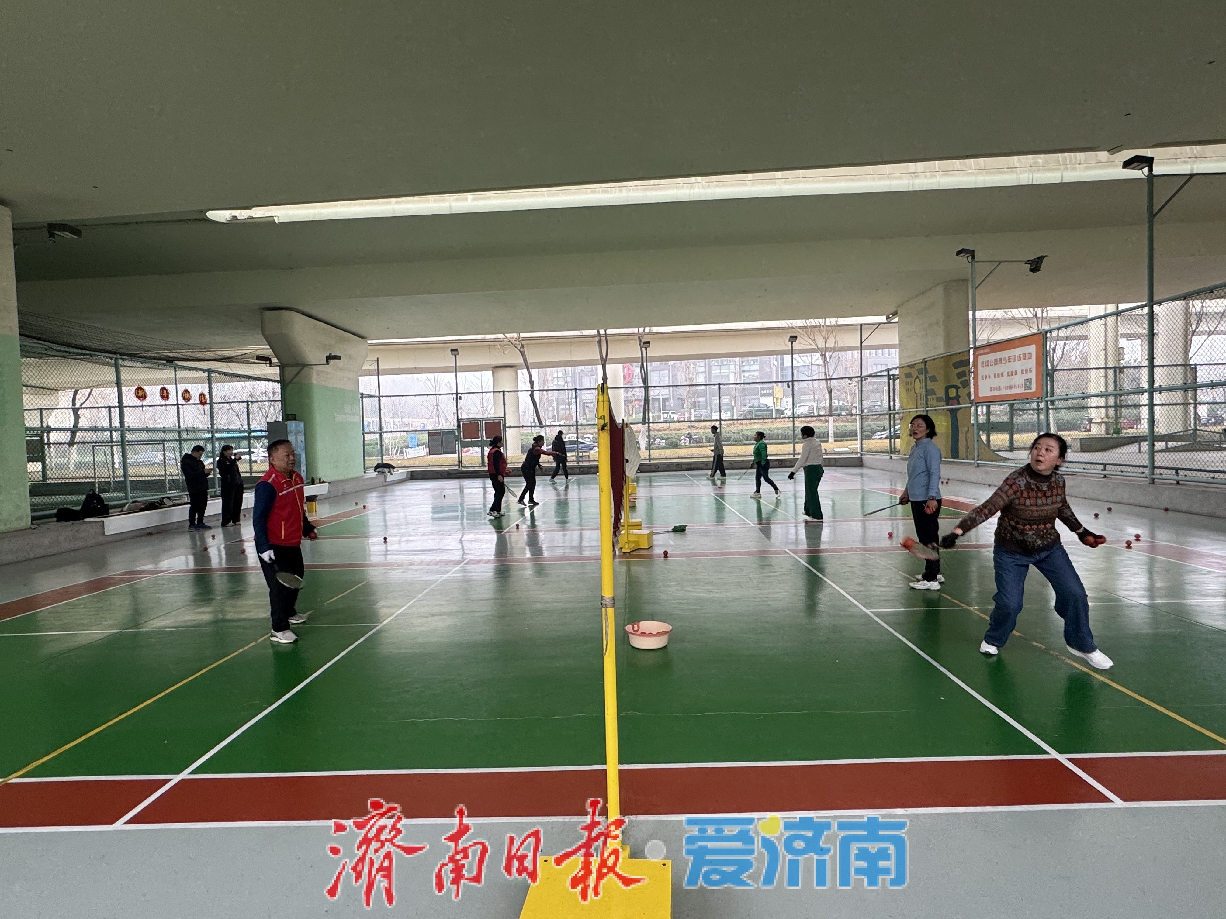 春日动起来！济南燕山立交低线公园市民乐享健身时光