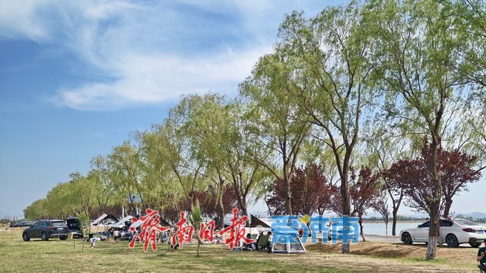 一年四季 泉在济南｜蓝天碧水 帐篷朵朵 玉清湖畔“五一”假期人气旺