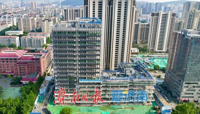 小梁庄项目A地块工程稳步推进 打造现代化商业办公新地标​