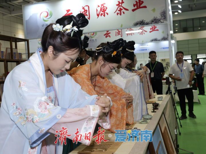泉畔茶香里，时光与文化和鸣——2025中国（济南）“泉・茶”国际文化艺术周侧记