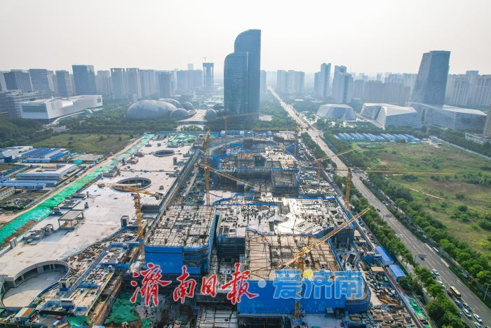 济南西部商业地标山东最大第四代万达广场建设提速