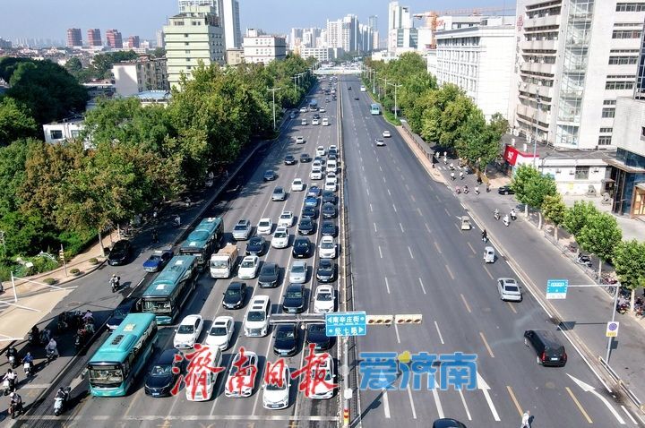 济南经十路启动养护提升工程，夜间施工减少影响