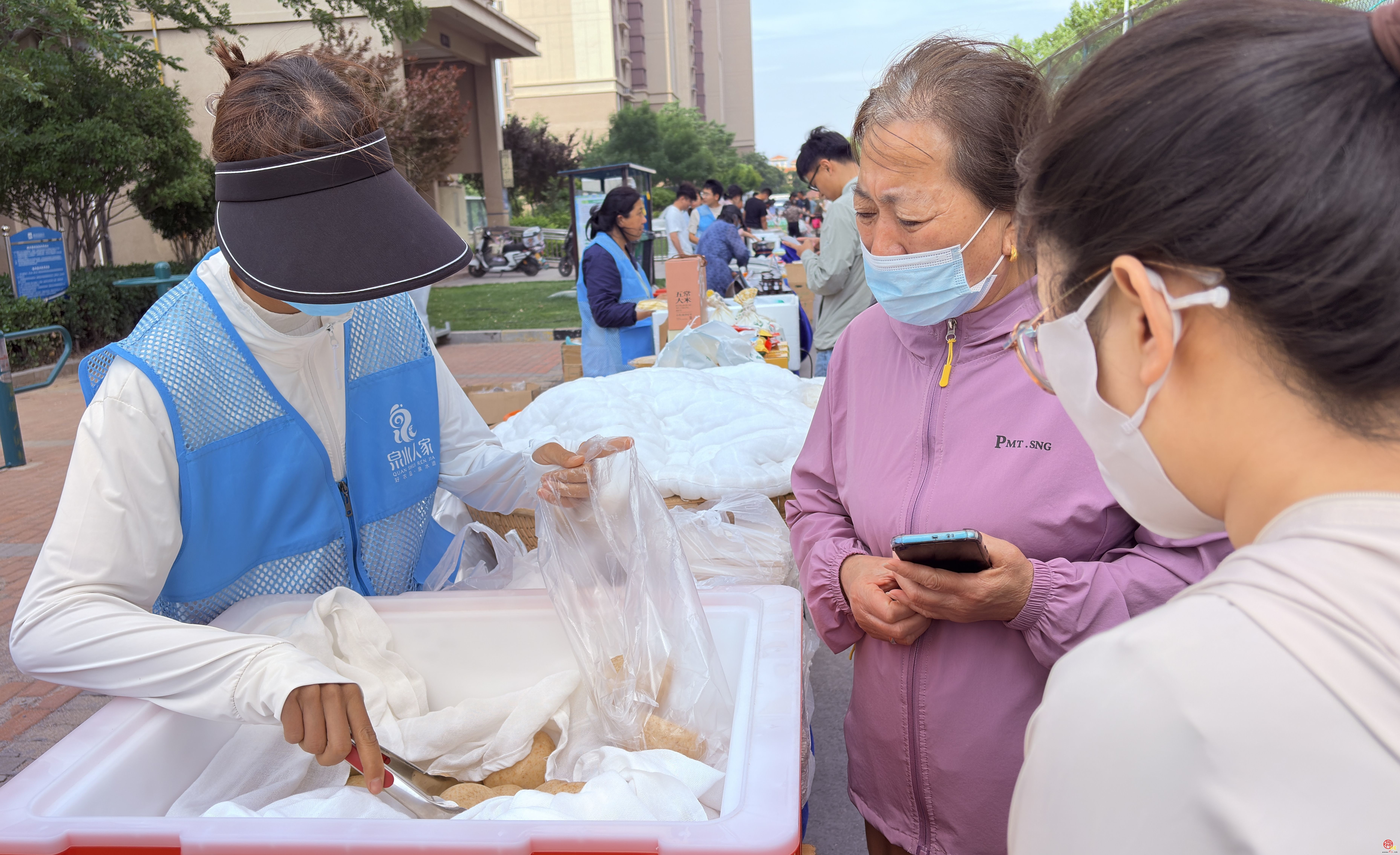 章丘这场“集”  烟火气拉满！泉水人家2026首场社区行热热闹闹收摊啦