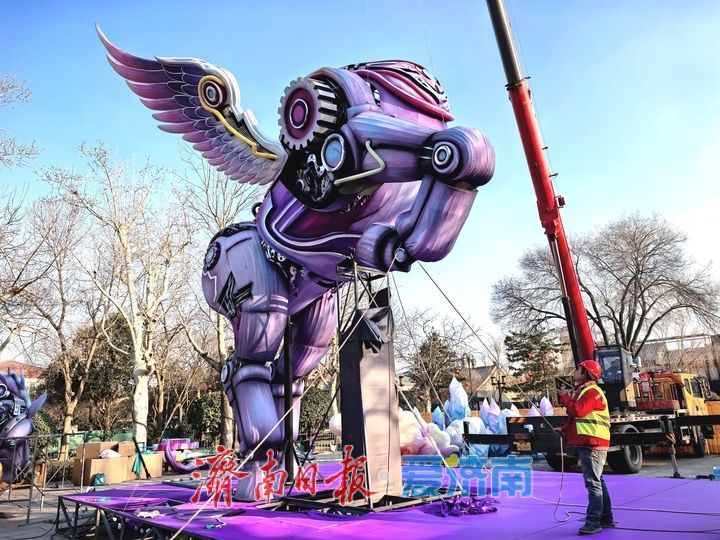 大明湖畔“马力全开”