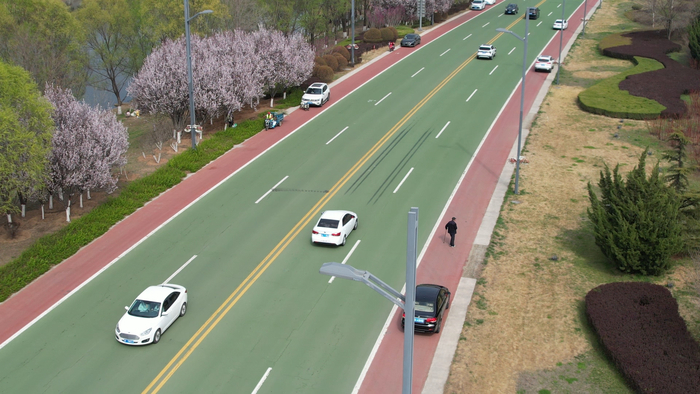 济南最美环湖路 尽览青山绿水好风景