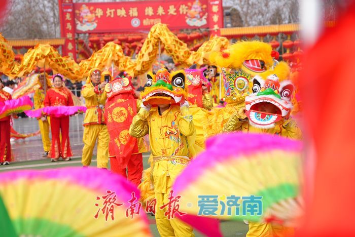 马跃新春闹元宵 民俗展演庆佳节