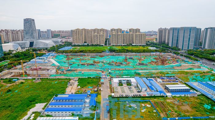 导航已精确定位，航拍直击山东最大第四代万达广场建设现场