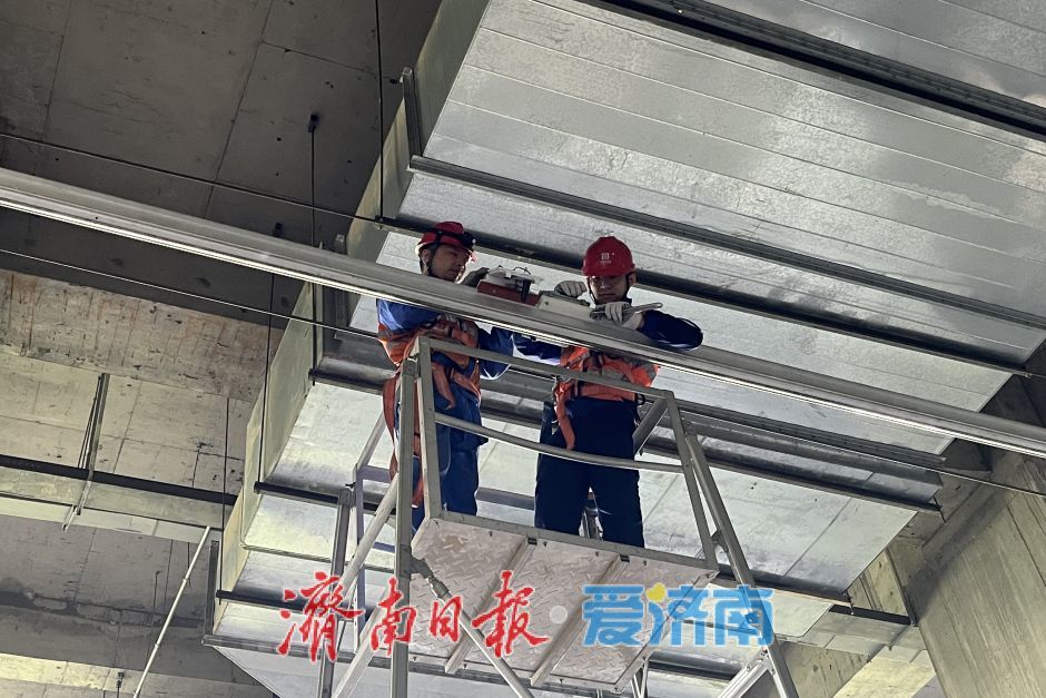 济南地铁聚力技术攻坚让接触网“会说话”！