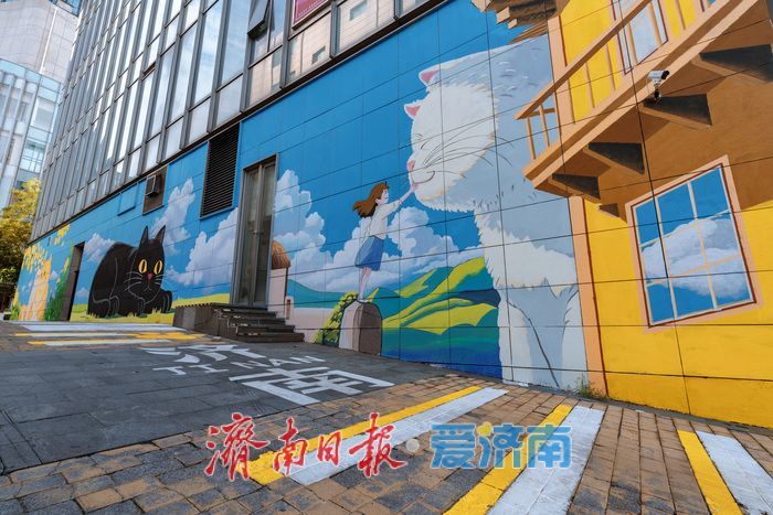 一年四季 泉在济南丨济南绿地普利中心现创意彩绘 公共空间变身艺术画廊