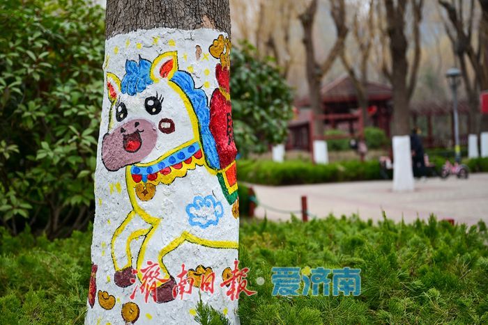 一树一画一风景 花圃公园解锁游园新乐趣