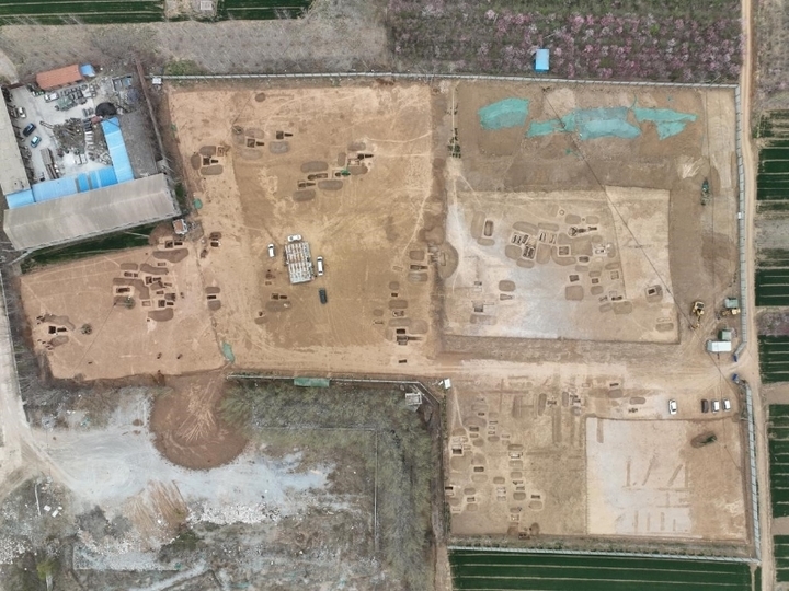 出土文物200余件 济南市长清区龙凤庄村遗址考古发掘项目顺利结束