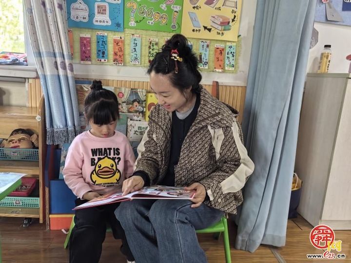 “书”心童梦  “阅”见美好——济南市天桥区幼教中心实验幼儿园全民阅读活动周活动