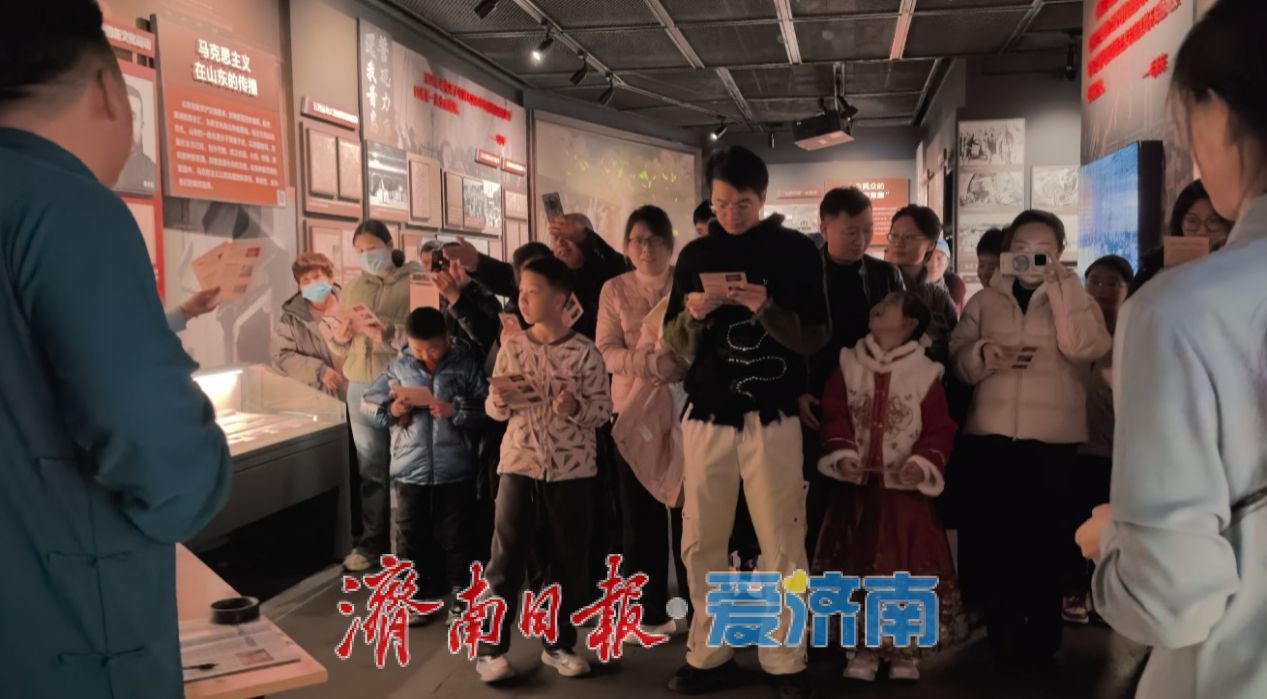 逛红色展馆 过别样大年 “105号”新春系列活动首日人气爆棚