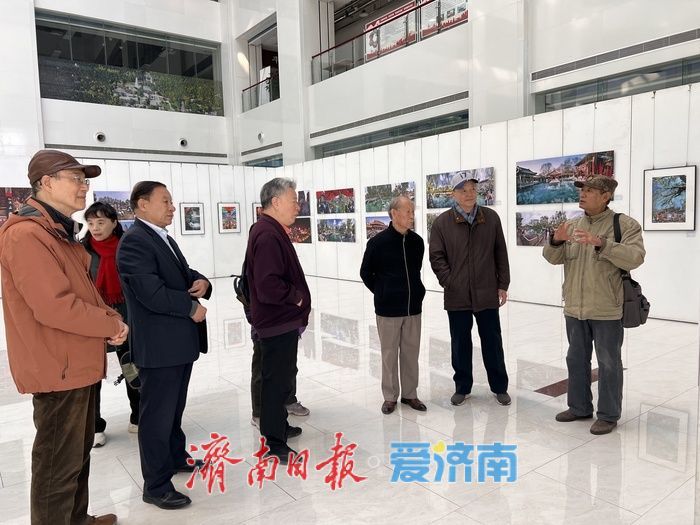 双展齐绽！济南记忆影像保护工程系列摄影展28日启幕，定格城市深情与童年回响