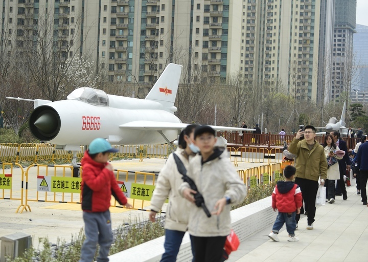 济南机场文化公园周末火出圈